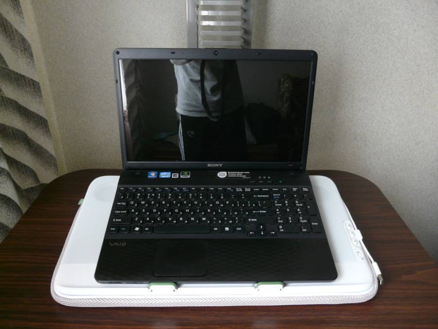 подставка для ноутбука, подставка под ноутбук, охлождение ноутбука