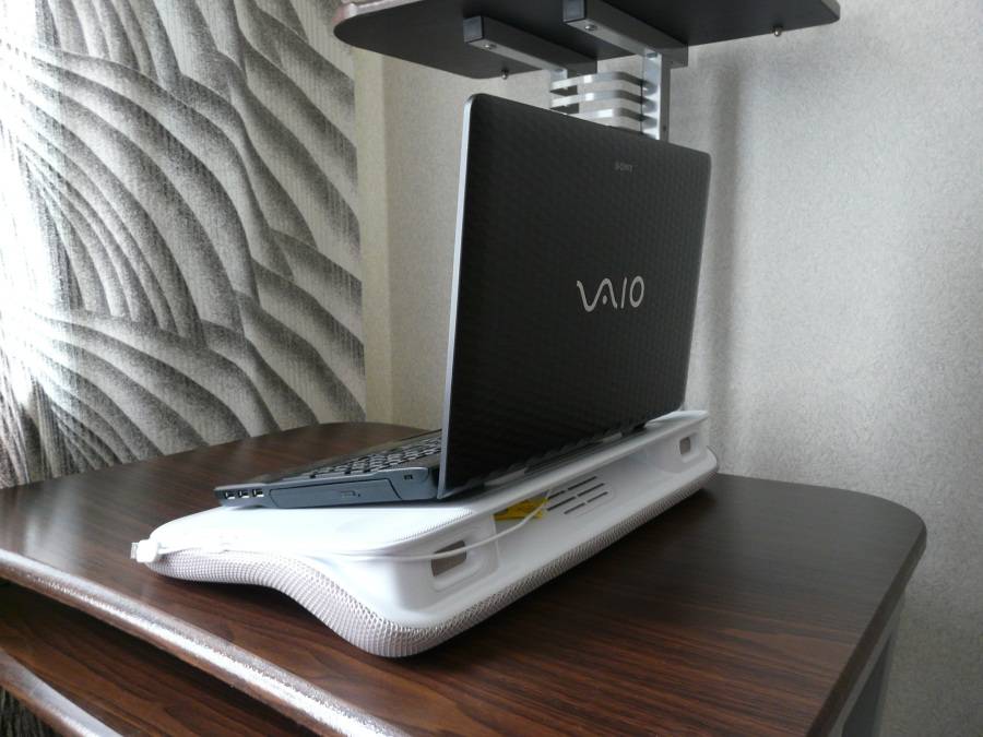 подставка для ноутбука, подставка под ноутбук, охлождение ноутбука